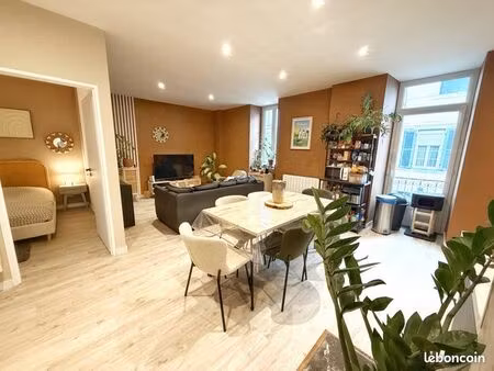 appartement t4 neuf plein centre