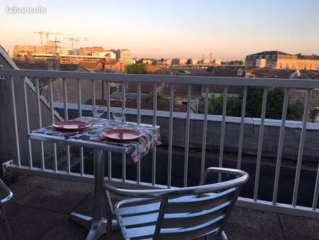 studio meublé dernier etage avec terrasse
