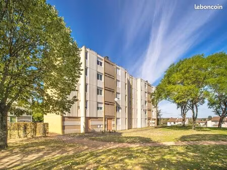 appartement 5 pièces 90 m²