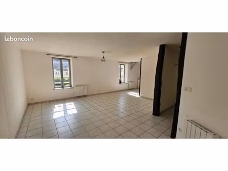 t4 duplex pierre de bresse centre