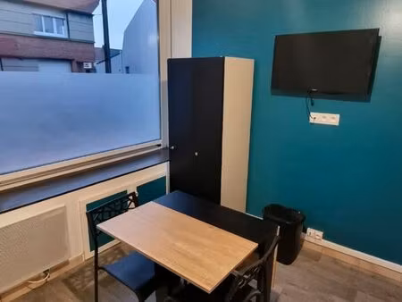 studio 1 pièce 17 m²