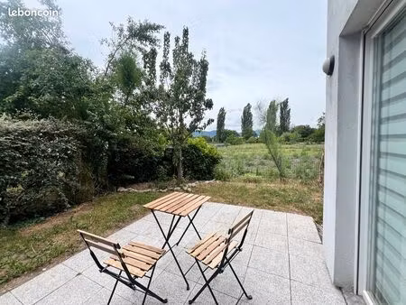 colmar maraichers ravissant f3 duplex meuble loue avec parking et garage