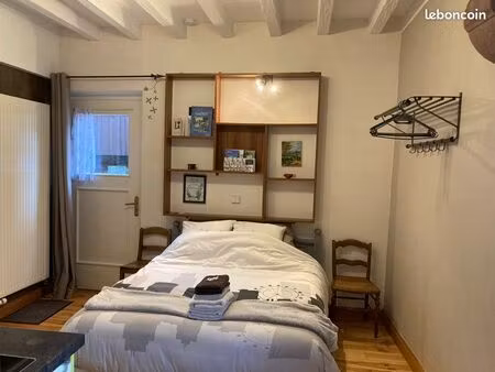 loue studio meublé