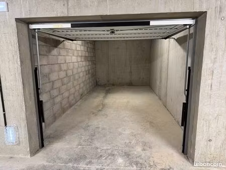 loue garage
