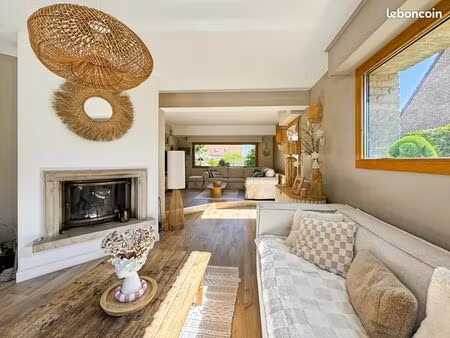maison 6 pièces 180 m²