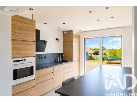 maison 4 pièces 79 m²