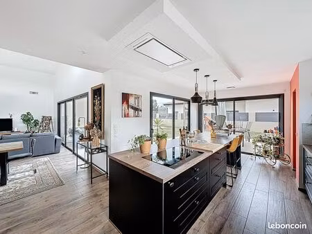 villa contemporaine perpignan parc ducup
