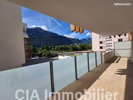 appartement 4 pièces 79 m²