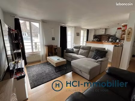 appartement 3 pièces 70 m²