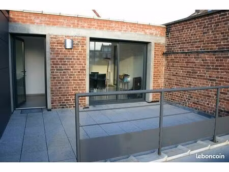 studio 27m² plus 18m² de terrasse