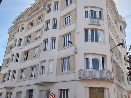 t3/4 standing terrasse balcon
