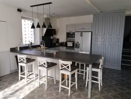 a vendre maison ancienne à teloché