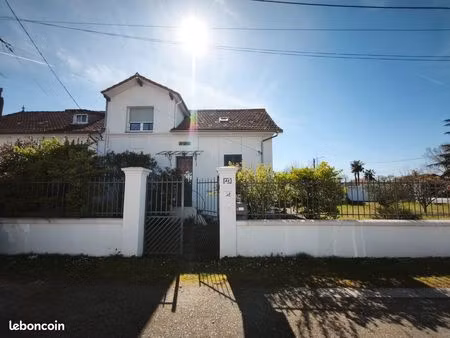 maison de charme avec trois chambres entièrement rénovée