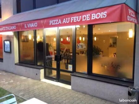restaurant - pizzeria à voisins le bretonneux 78960