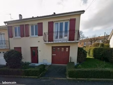 maison f6 proche écoles et college