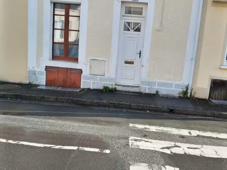 location maison de ville à deux pas du centre ville