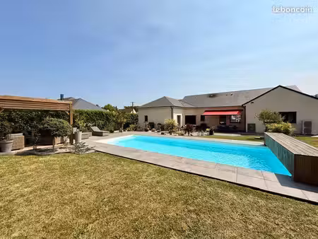 maison contemporaine de plain-pied 220 m² – piscine – dpe a