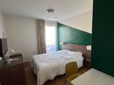 studio 1 pièce 17 m²