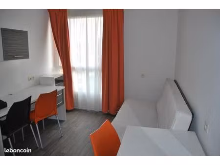 appartement 1 pièce 19 m²