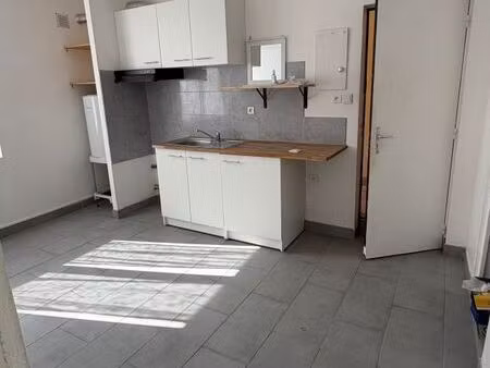 appartement avec terasse exterieur flins sur seine- 2 pièces - 30m2 - rénové