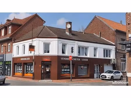 immeuble commercial et habitation