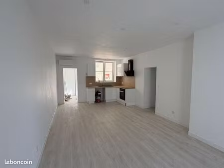 a louer appartement t3 la fleche