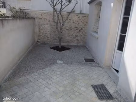 appartement a louer - f2 sis au rez de chaussee -78250 meulan en yvelines