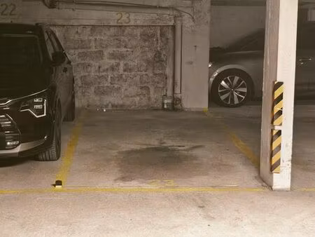 loc parking proche rer