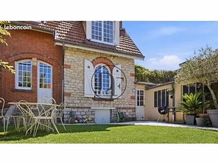 maison 4 pièces 93 m²