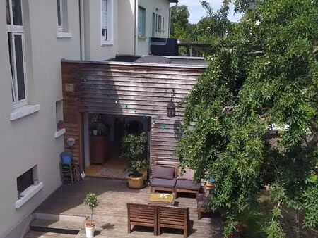 maison - 8 pièces - 150 m²