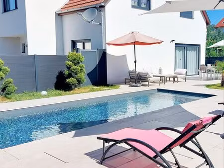 villa 4 pièces de 120m² / piscine