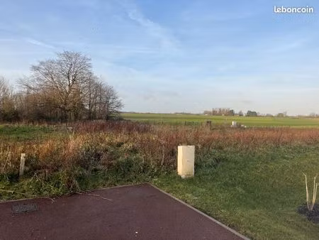 terrain 913 m² frichemesnil