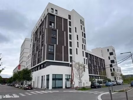 studio 1 pièce 20 m²