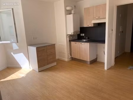 appartement t2 de 34 m² – rouen rive gauche– parking privatif – résidence sécurisée