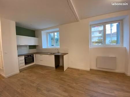 appartement t3 bis rénové de 77 m² – 2 chambres + bureau