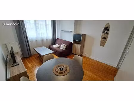? t2 meublé 40 m² hyper centre tarbes – balcon – fibre – cave – idéal étudiant