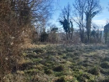 terrain de loisir