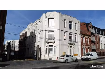 appartement 3 chambres avenue de liege entierement renove