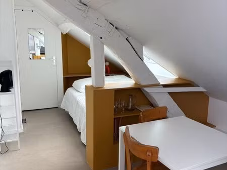 studio rénové 20 75 m² au sol – emplacement exceptionnel rue des deux portes