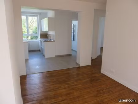 t2 - 55 m² - croise laroche - refait à neuf