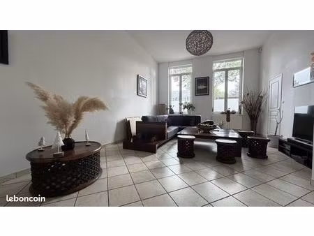 maison 5 pièces 156 m²