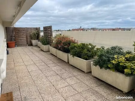 appartement 2 pièces 48m2 avec grande terrasse