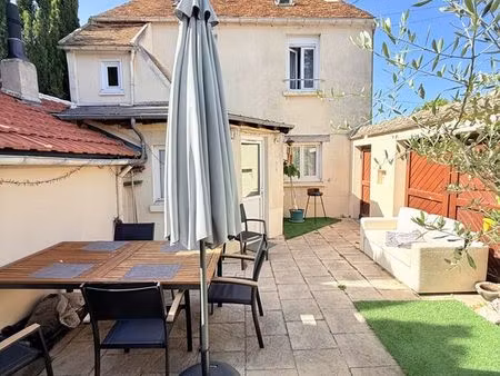 maison de ville 4 pièces 70 m²