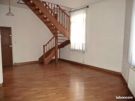 t3 duplex 114m2 place de marseille