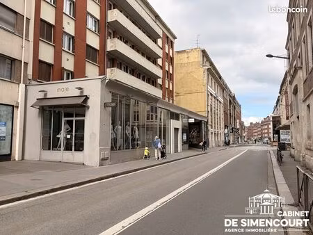 local 82 m² amiens
