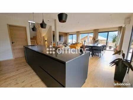 chalet 5 pièces 190 m²