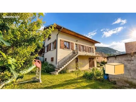 maison 5 pièces 70 m²
