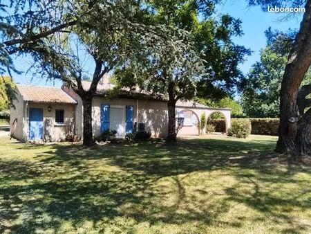 maison - 03 chambres - 3000m2 - secteur golf