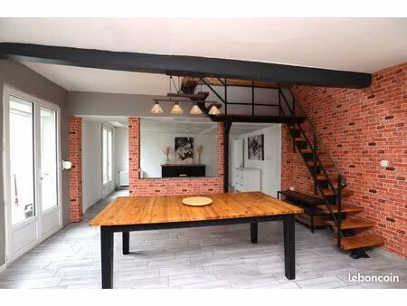 maison individuelle  trois chambres avec jardin