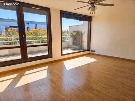 appartement duplex 3 pièces 64m² à voisins-le-bretonneux  quartier grande ile